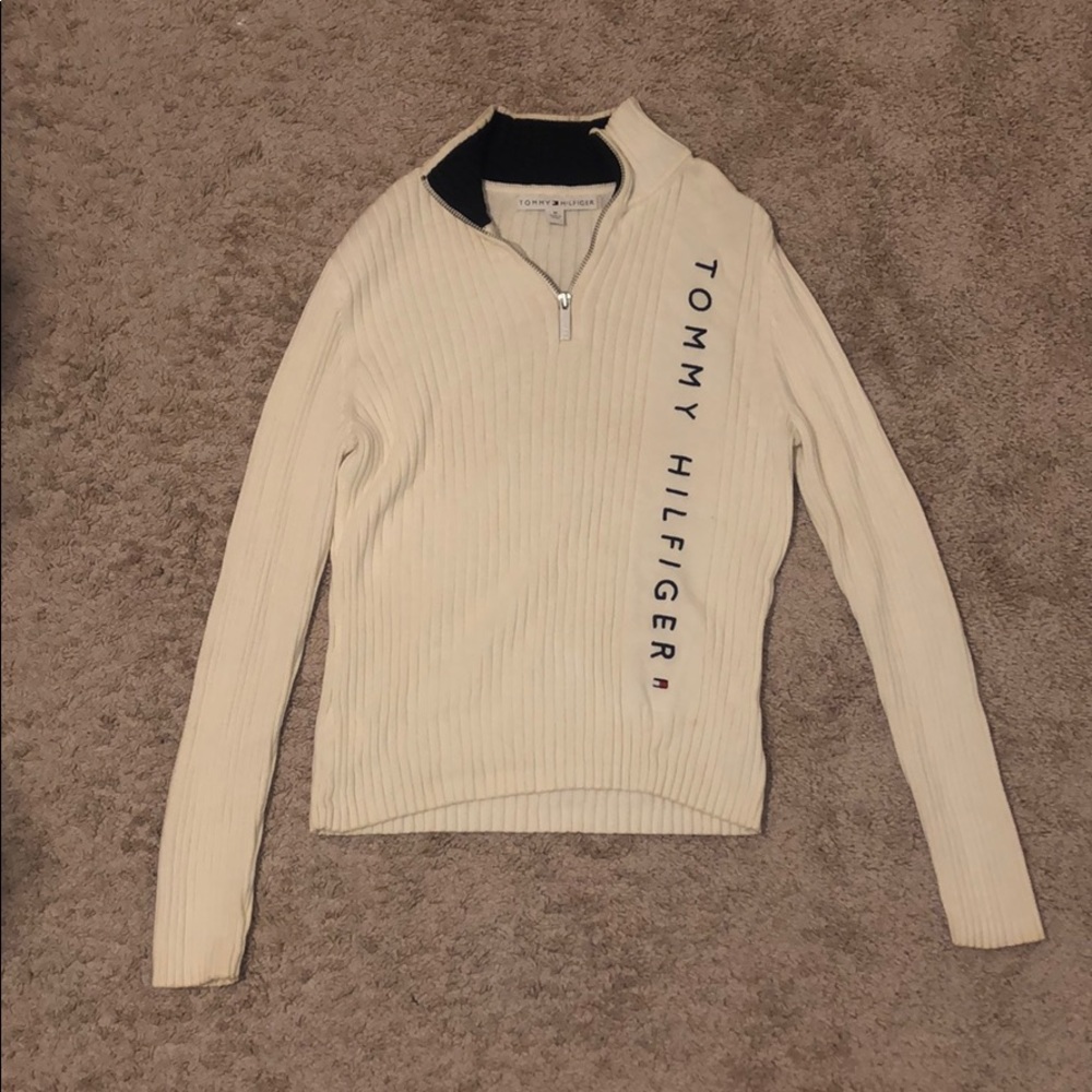 Tommy Hilfiger sweater